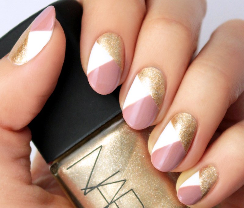 Nail art facile ongles courts- motifs simples mais impressionnants pour