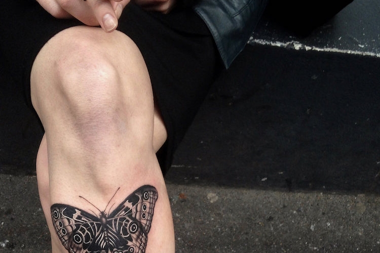 Tatouage papillon femme – signification et idées