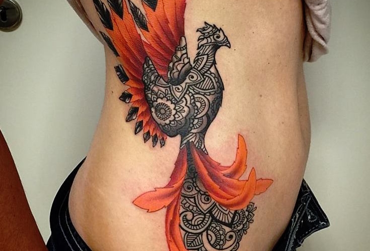 Tatouage phoenix femme – motifs et signification du phénix tatouage