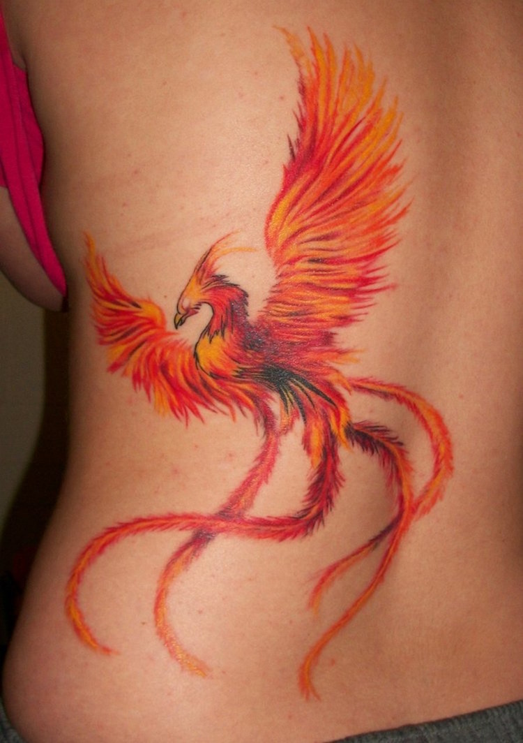 tatouage-phoenix-femme-rouge-orange