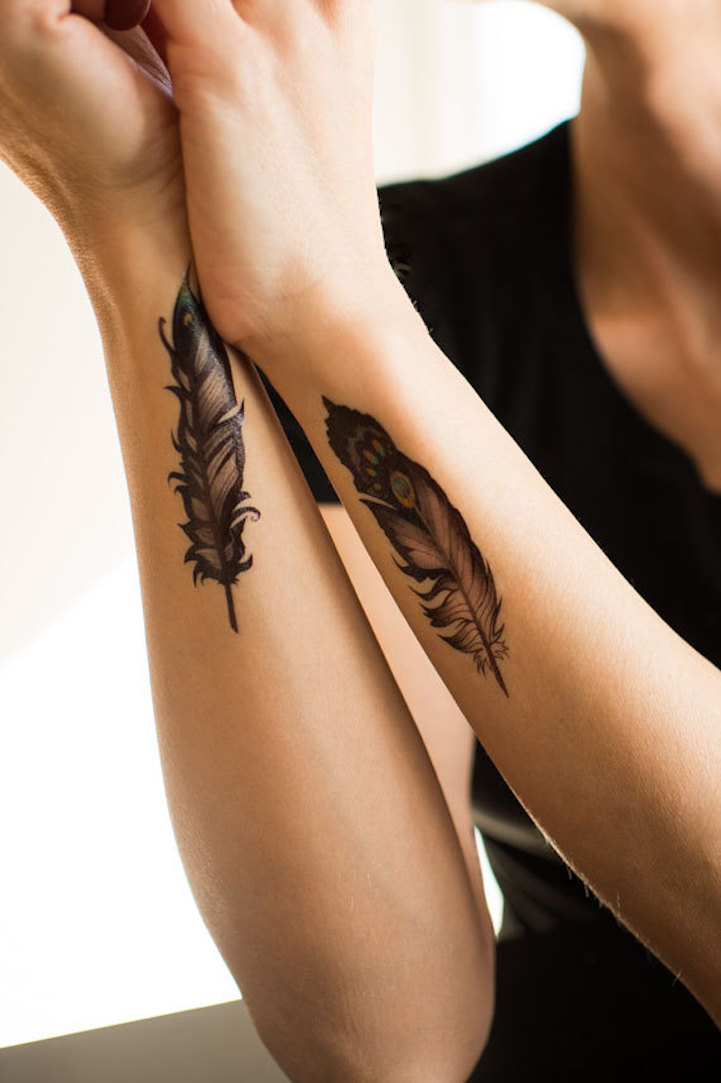 tatouage-plume-avant-bras-idée-tatouage-femme