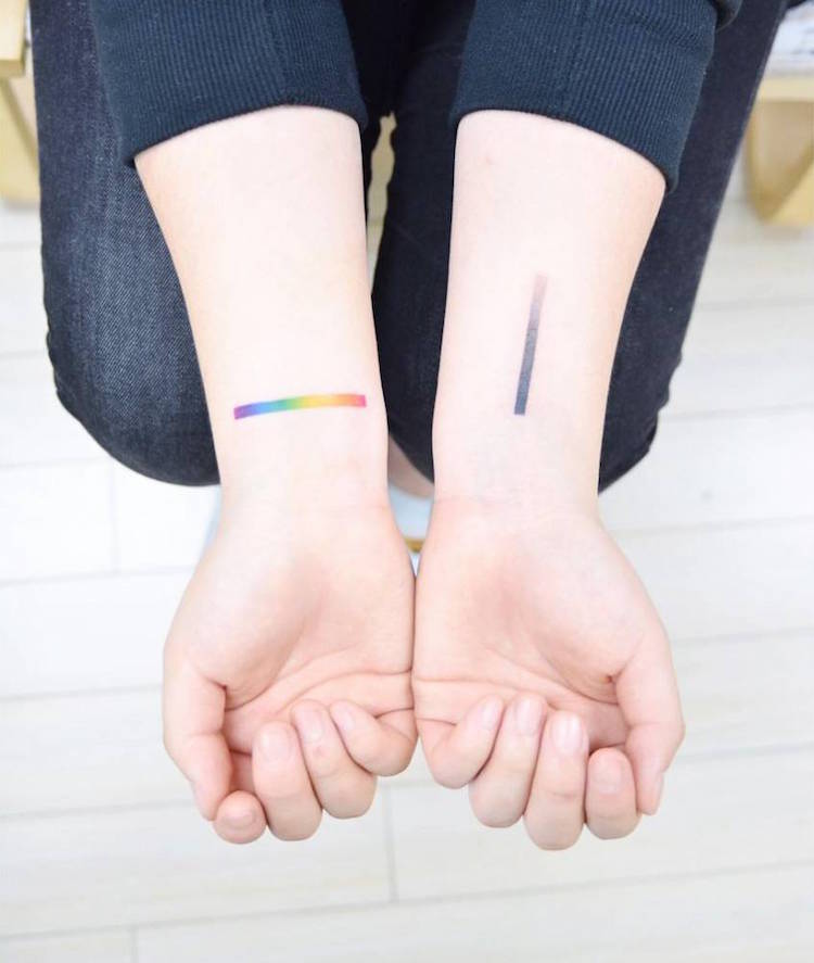 tatouage-poignet-lignes-spectrum