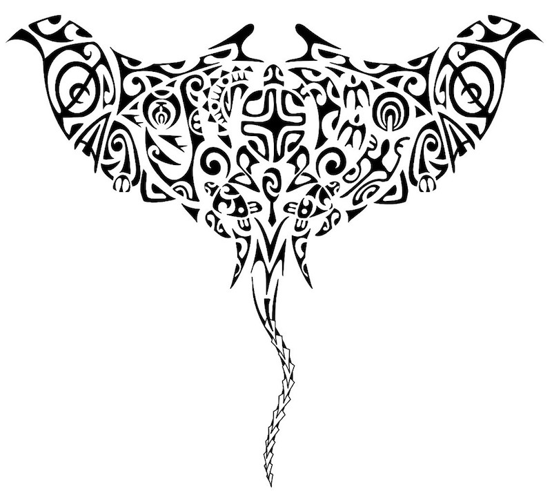 tatouage-polynésien-raie-symbole-protection