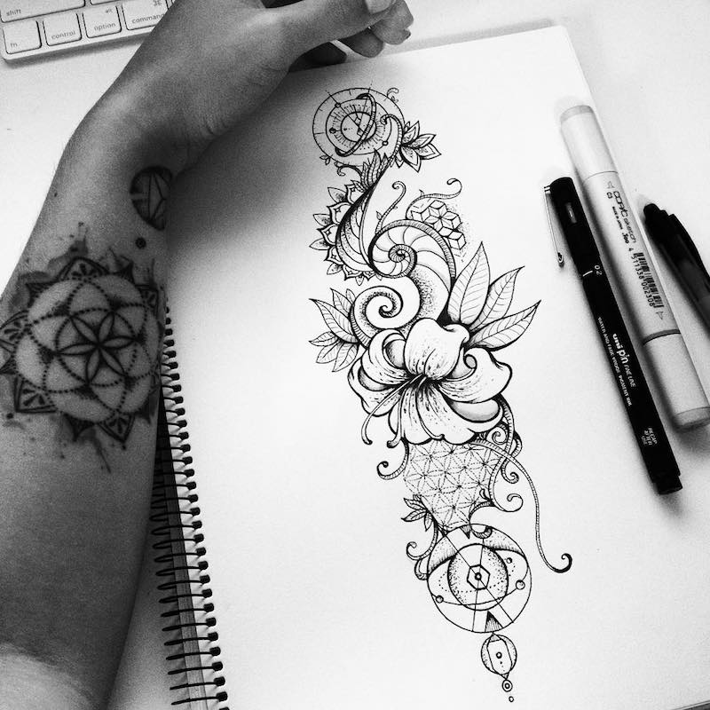 dessin-tatouage-mandala-fleurs-suite-Fibonacci