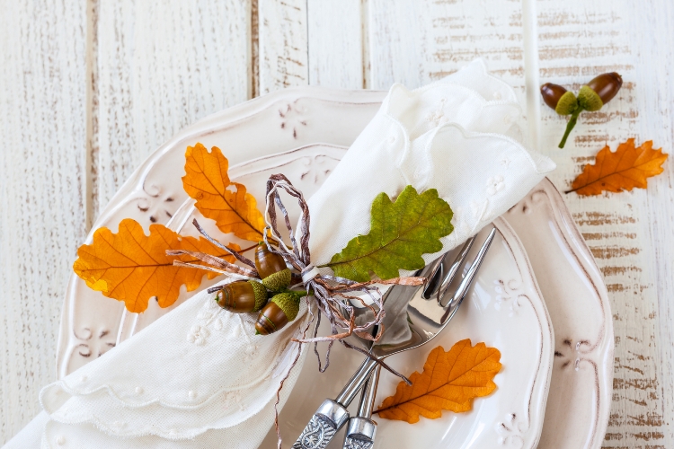 décoration-thème-automne-serviettes-table-nappe