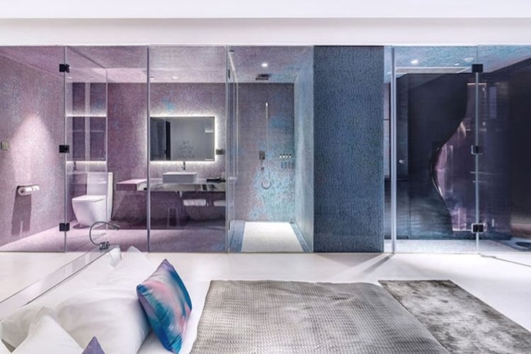 lit dans le sol design-futuriste-salle-bain-attenante-mosaique