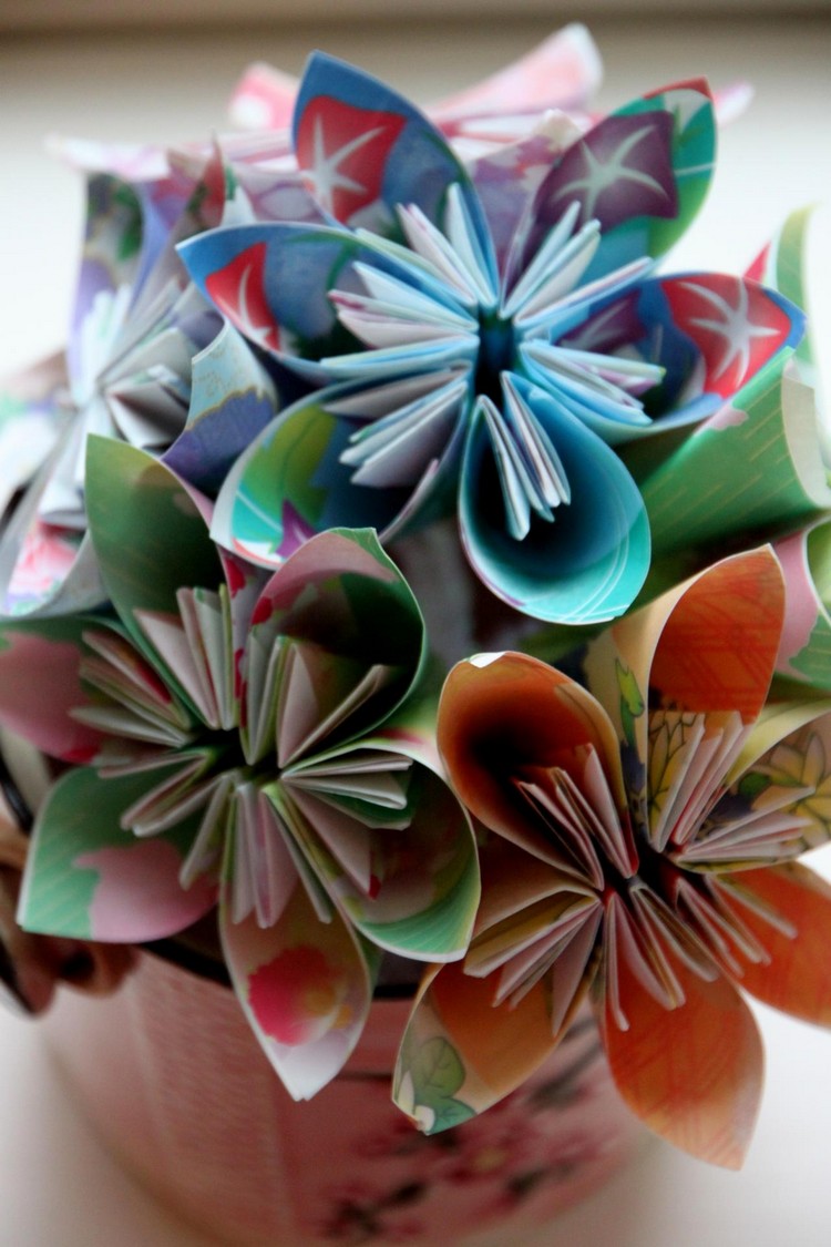 origami fleur vase-arrangement-coloré