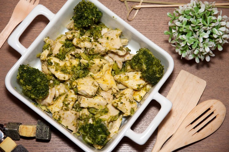 recette-brocoli-au-poulet-asiatique-champignons