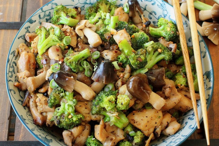 recette brocoli champignons-poulet-asiatique
