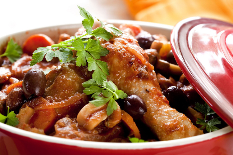 recette-poulet-marengo-olives-champignons-persil