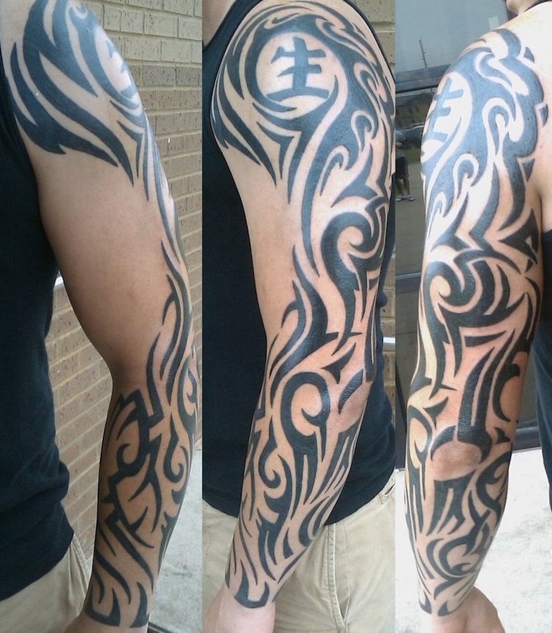 tatouage-bras-homme-tribal-gros-entrelacs