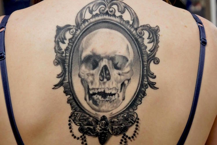 Tatouage tête de mort - 40+ idées memento mori tatouage en styles variés