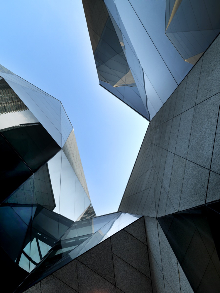 architecture contemporaine origami-façade-géométrique