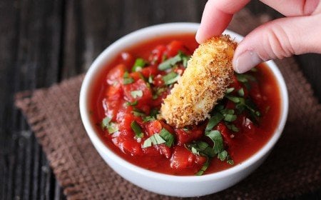 bâtonnets-mozzarella-four-mexicains-salsa-tomates