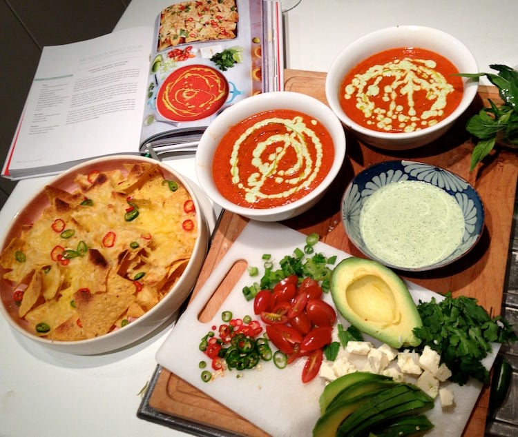 recette Jamie Oliver 15 minutes soupe-tomates-mexicaine-nachos