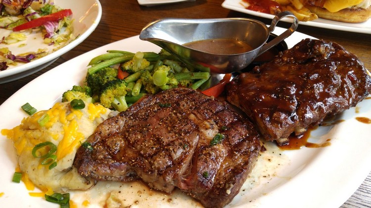 recette-entrecôte-à-la-sauce-et-aux-légumes