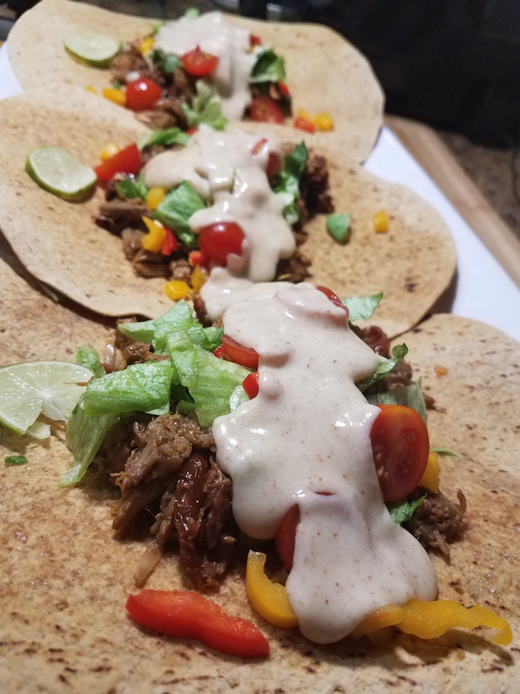sauce-fromagere-tacos-garniture-viande-légumes