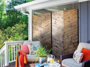 DIY panneau bois extérieur brise vue chevron déco terrasse