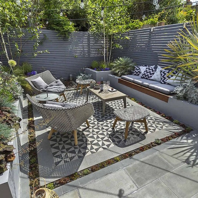 DIY panneau bois extérieur gris salon jardin moderne tapis extérieur