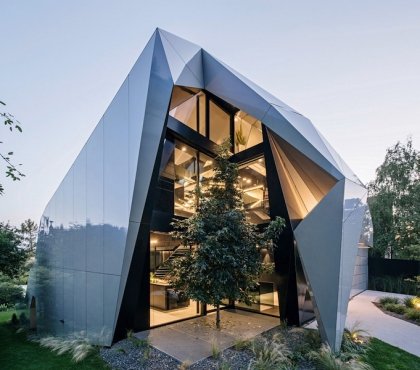 architecture origami demeure privée 3 étages façade acier aluminium