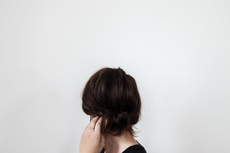 Suivez nos pas à pas de coiffure facile pour cheveux mi long à faire