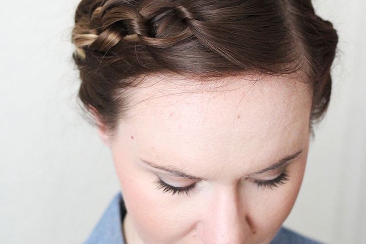 Suivez nos pas à pas de coiffure facile pour cheveux mi long à faire