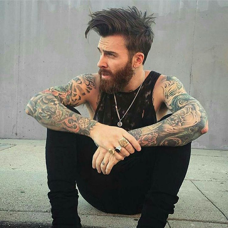 coiffure hipster homme undercut frange longue messy barbe longue