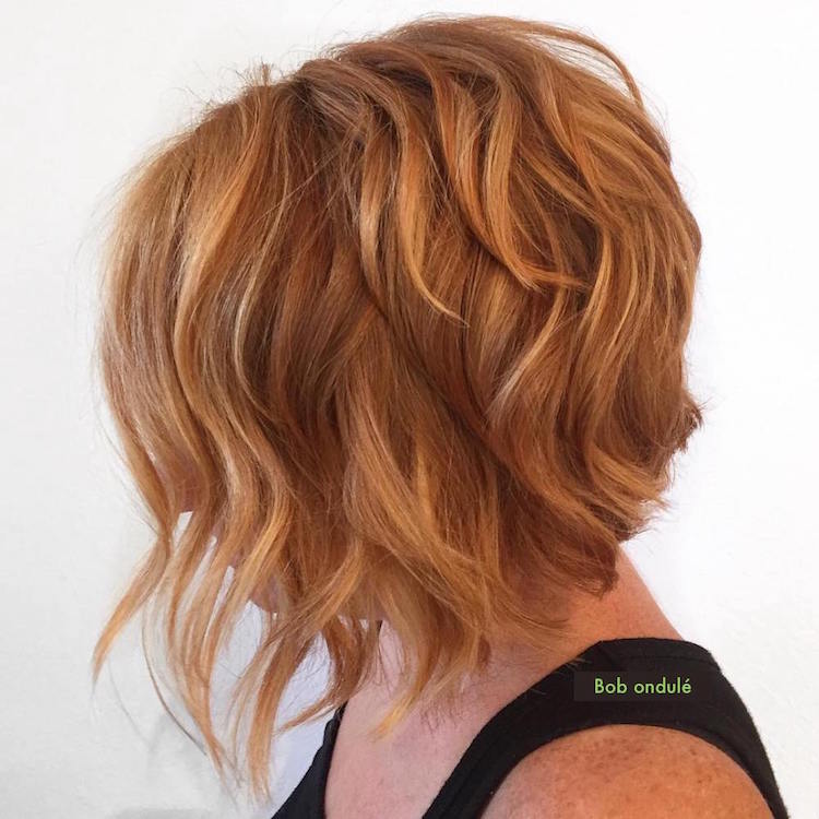 coupe de cheveux femme 50 ans bob cuivré ondulé