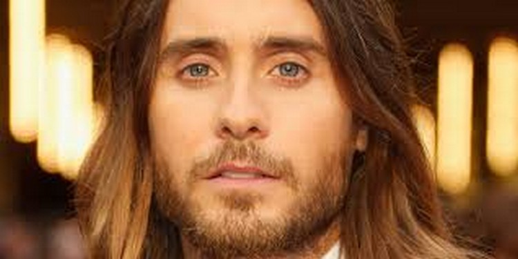 coupe homme cheveux long jared letto écolution capillaire tendances hommes cheveux