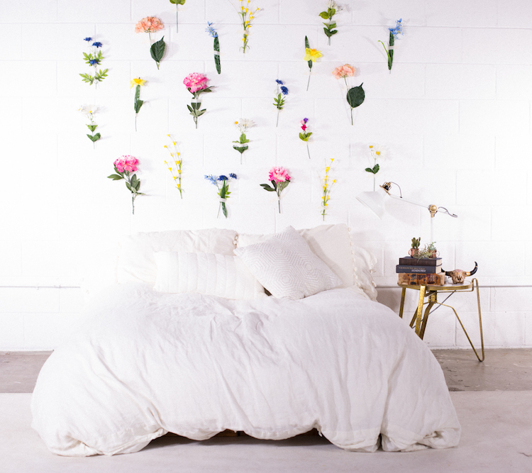 décoration murale originale florale chambre coucher adulte