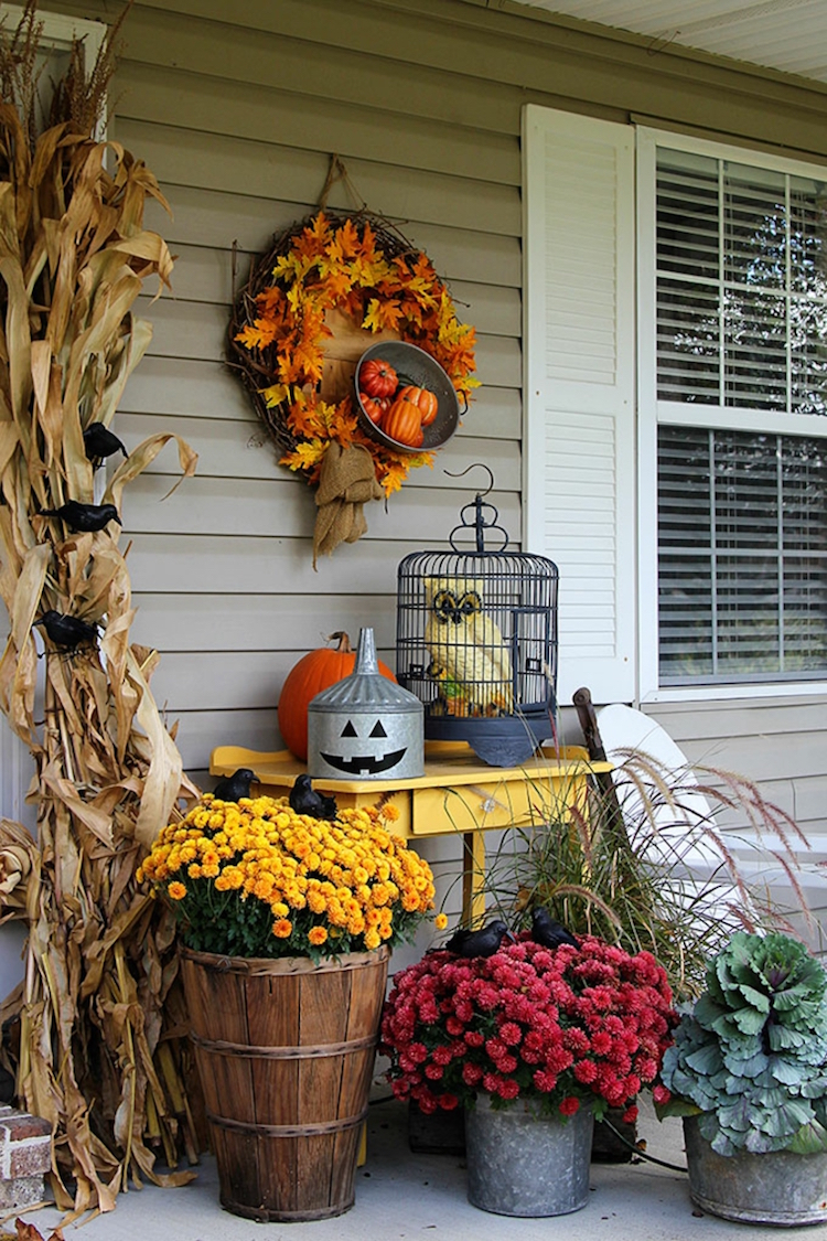 décoration à thème automne jardin véranda porche