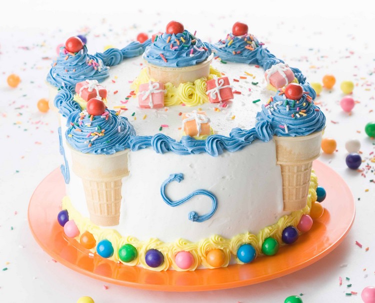 Gâteau anniversaire fille en 10+ propositions ultra originales pour une  fête mémorable