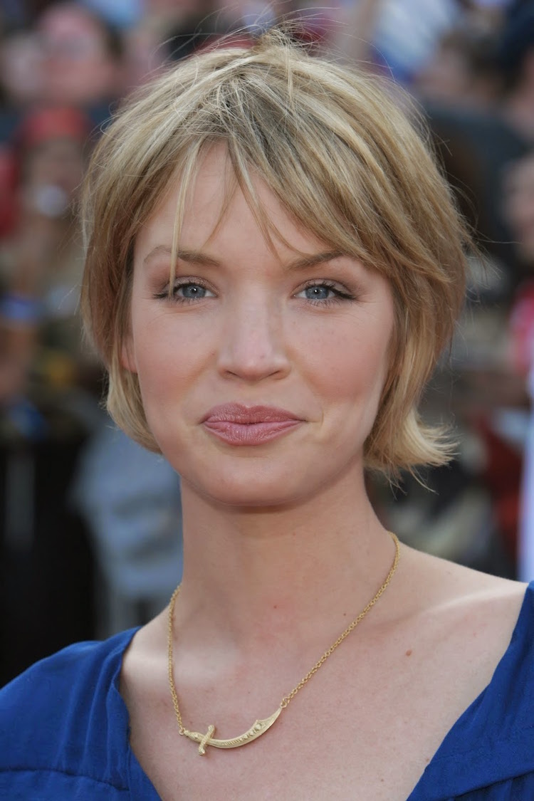 idée coupe de cheveux femme 50 ans visage rond