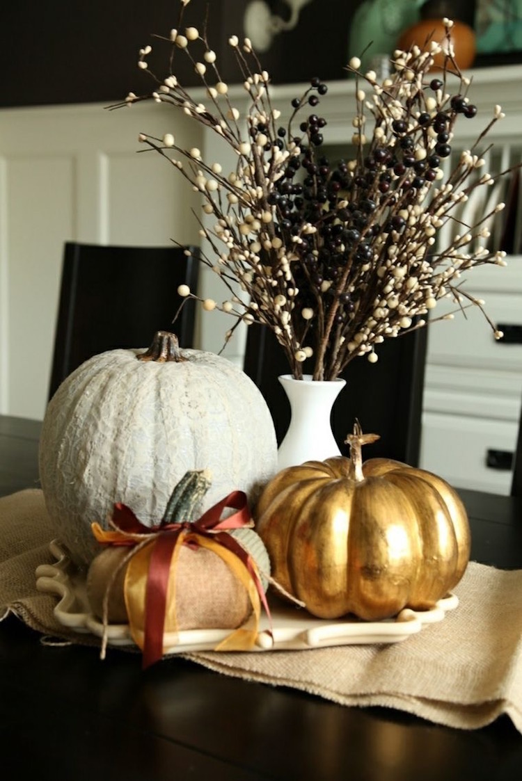 idée décoration thème automne table chic citrouilles