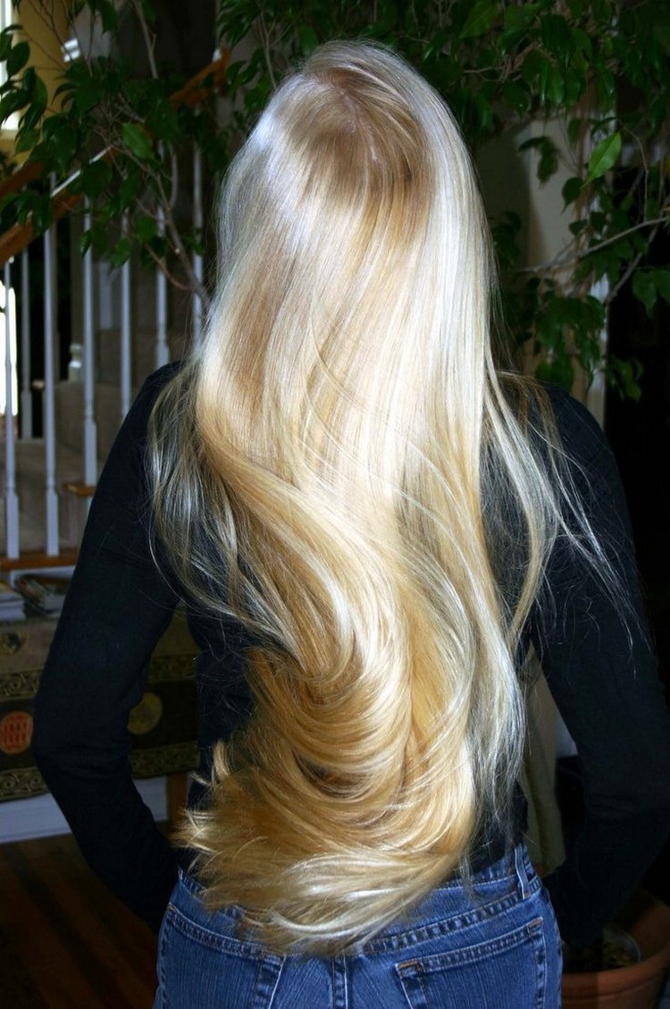 lissage-brésilien-cheveux-colorés-longs-brillance-absolue