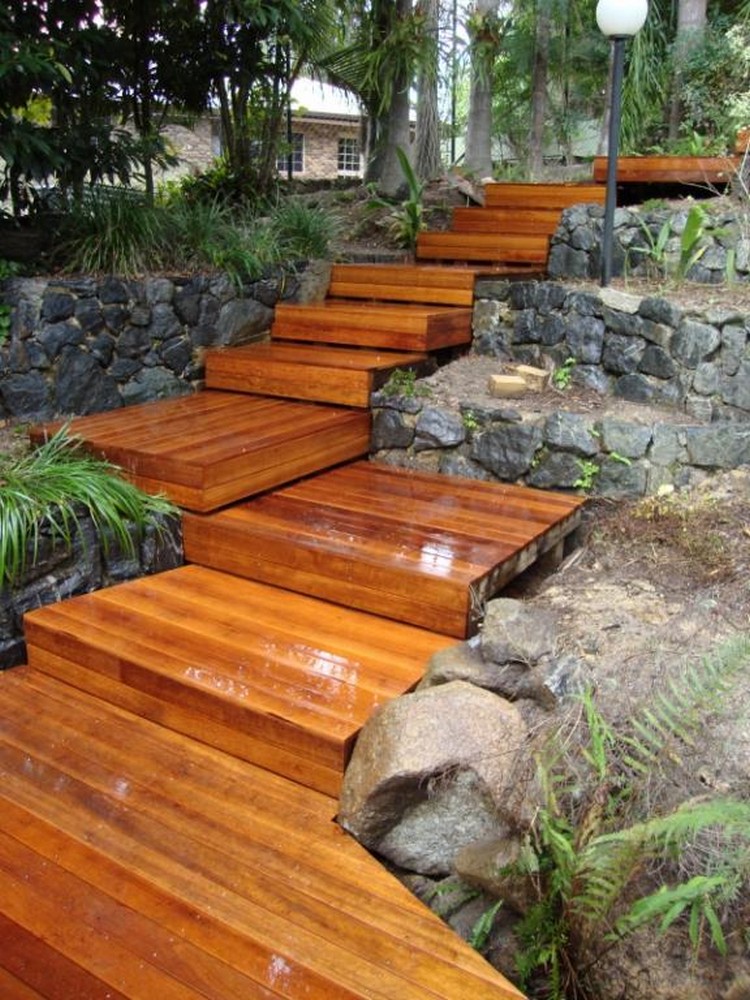 protection bois extérieur escalier bois jardin design extérieur