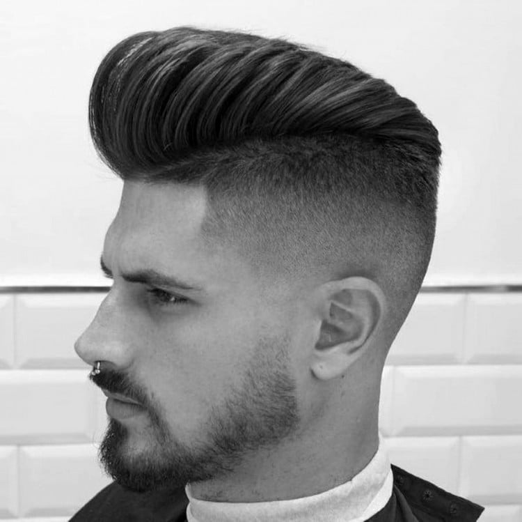 Pompadour coiffure homme tendance capillaire 2017 coupe classique revisitée