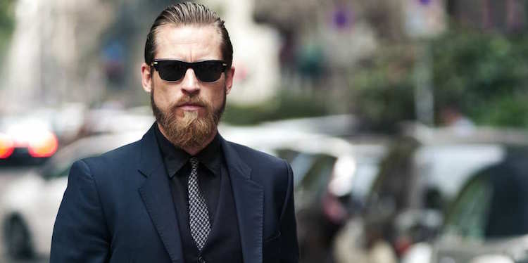 coupe retro homme twistee slick back moderne barbe style dandy