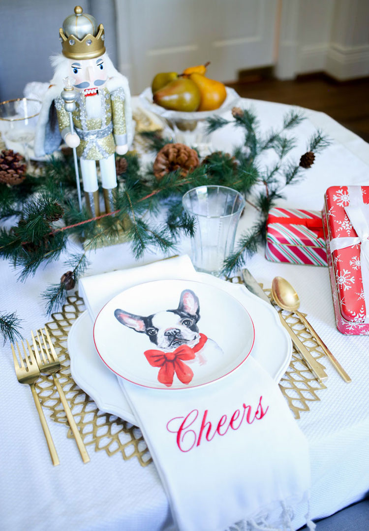 décoration de table Noël assiette bouledogue français