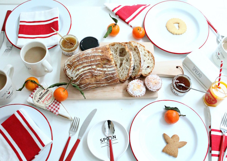 décoration de table Noël idées chics petit-déjeuner