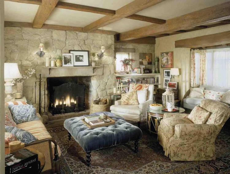 décoration style anglais salle séjour coin feu esprit ancien mobilier vintage fauteuils canapé
