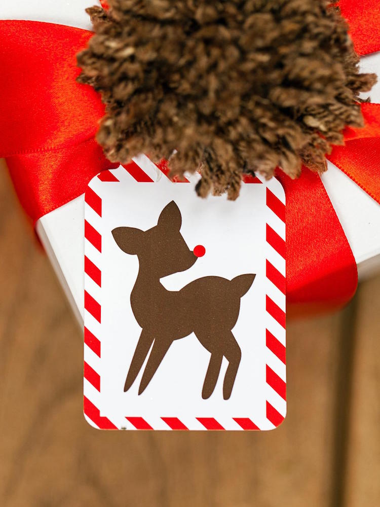 etiquette cadeau Noel motif renne embellir emballage cadeau