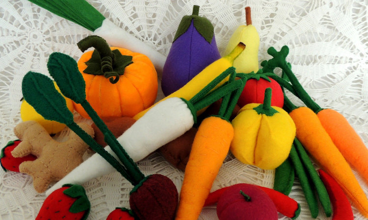 idée de cadeau de Noël petite fille 3-5 ans fruits légumes feutrine
