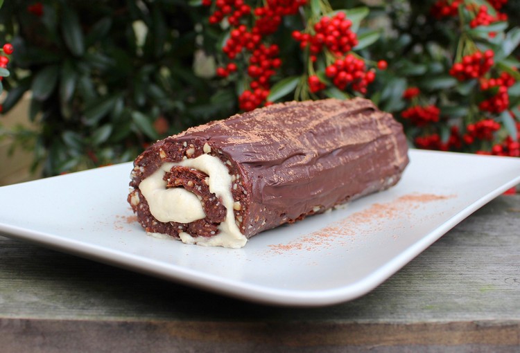 idée repas Noël bûche 2017 cacao chocolat noir blanc recette gourmande dessert typique