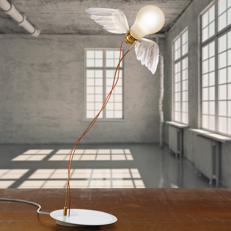 lampes design ingo maurer modèle élégante avec des ailes