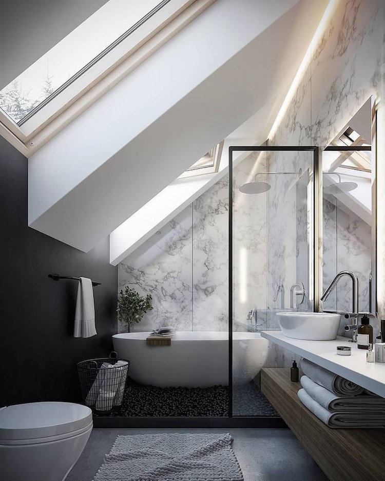 petite salle de bain moderne sous combles peinture noire papier peint marbre