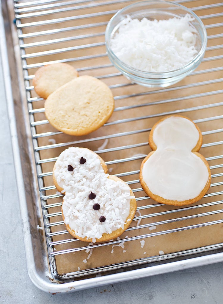 recette biscuit de Noel americain bonhomme neige deco noix coco