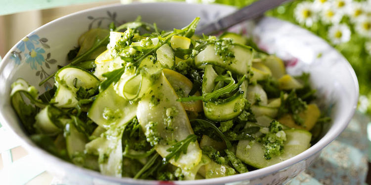 recettes de Jamie Oliver saines salade courgette roquette