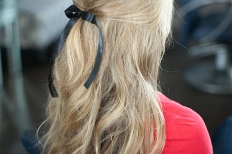 Coiffure facile cheveux long : 50 propositions à réaliser sans modération!