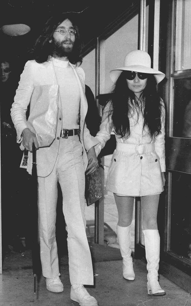 evolution de la mode celebrites John Lennon Yoko Ono total look blanc